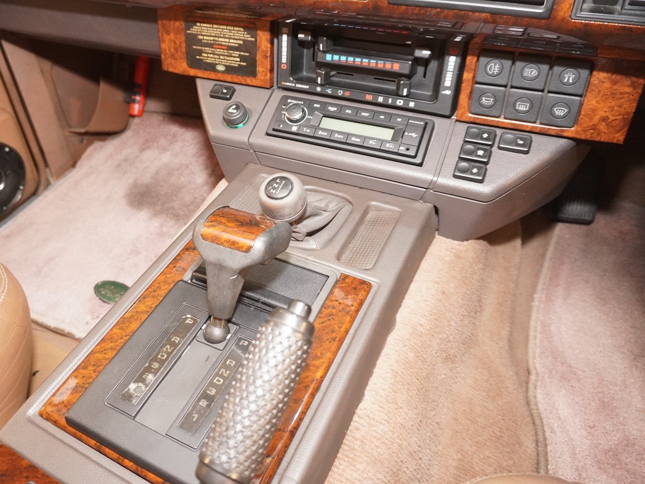 ランドローバー　レンジローバー