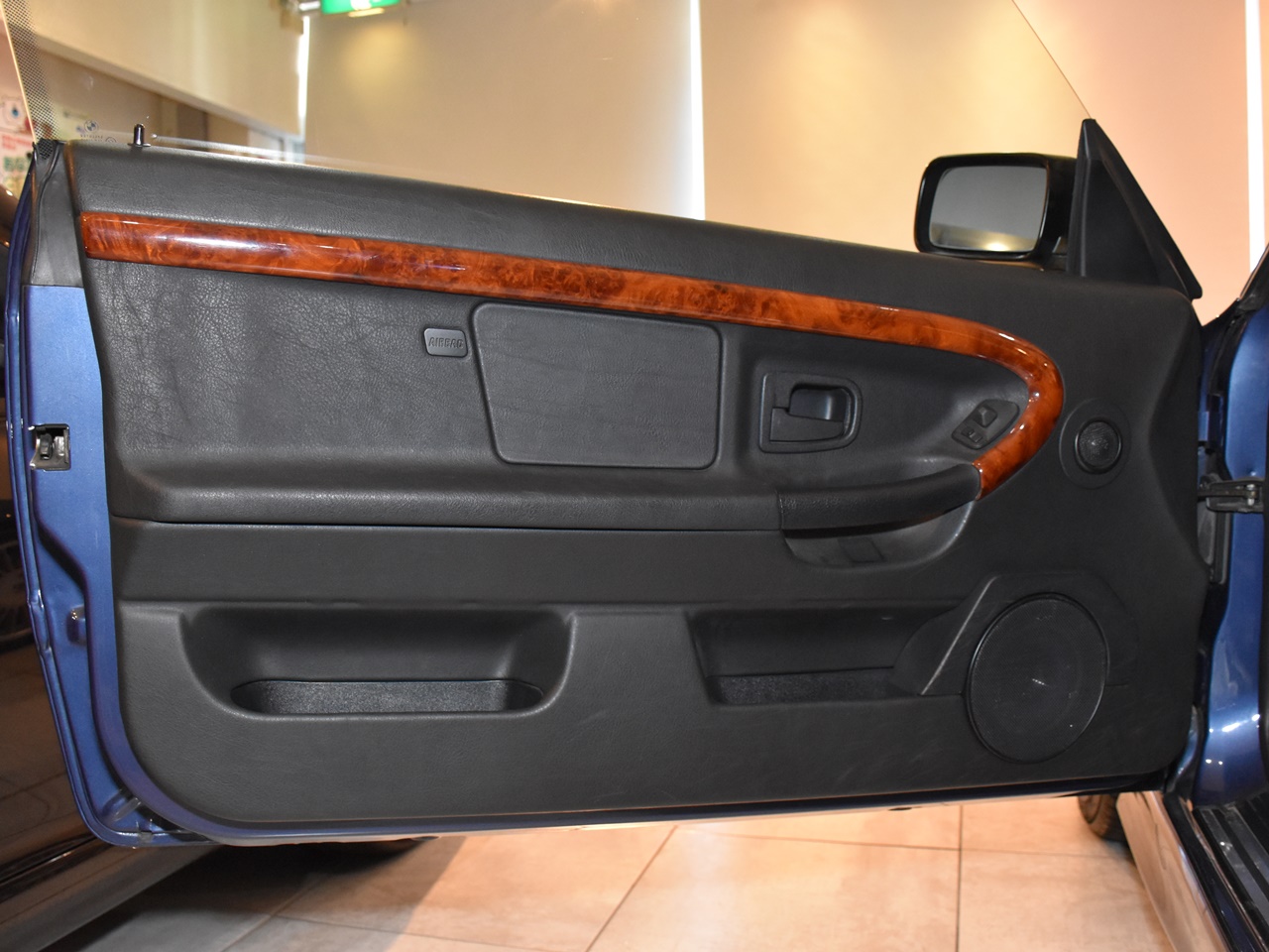 BMWアルピナ　B8