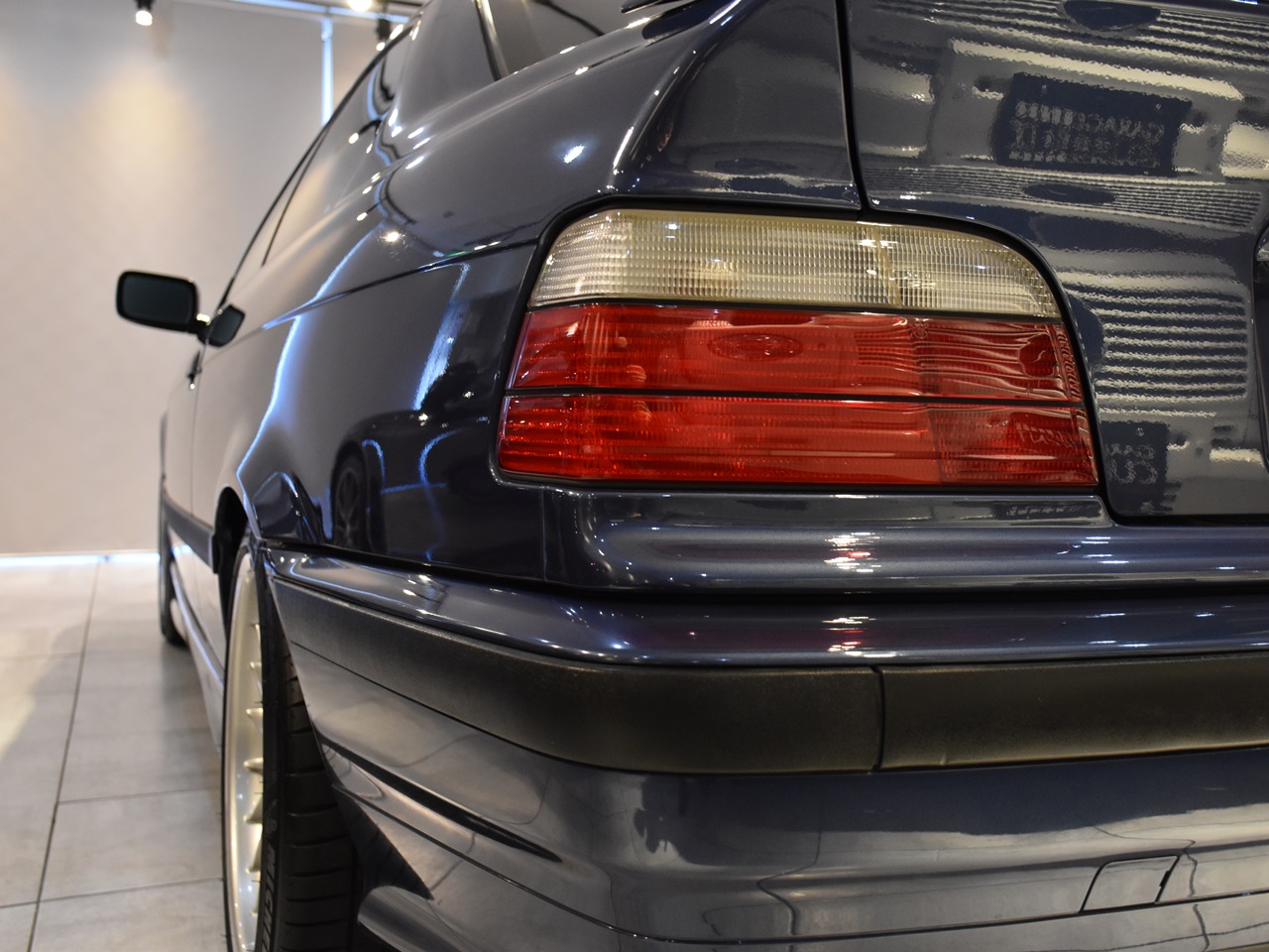 BMWアルピナ　B8