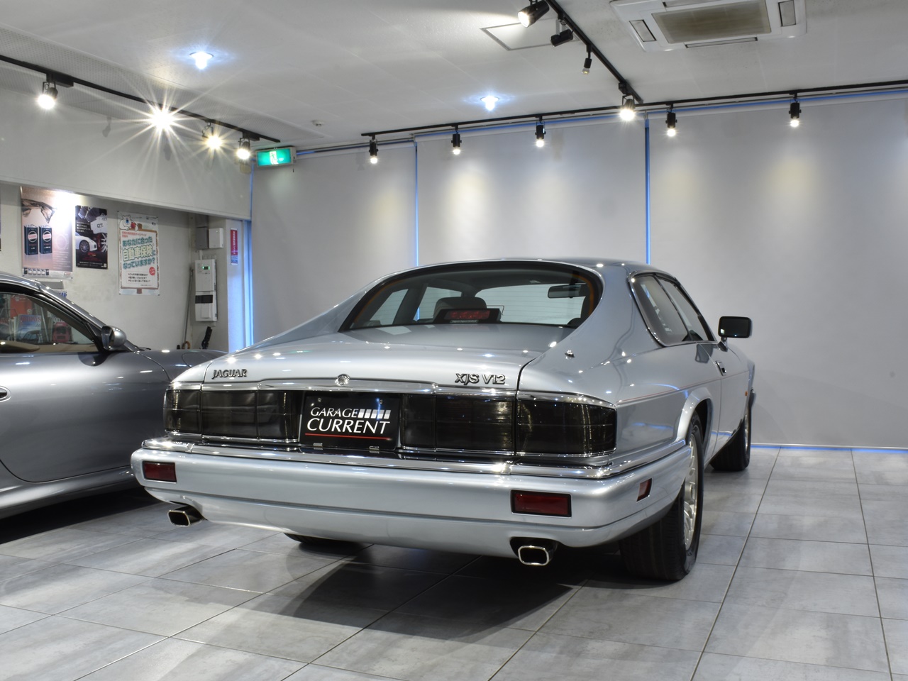 ジャガー　XJ-S