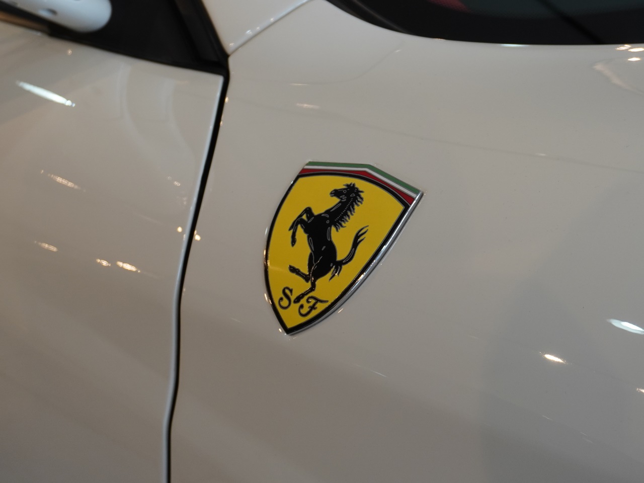 フェラーリ　F430