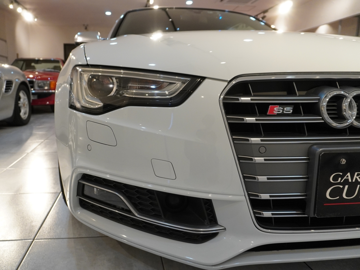 アウディ　S5