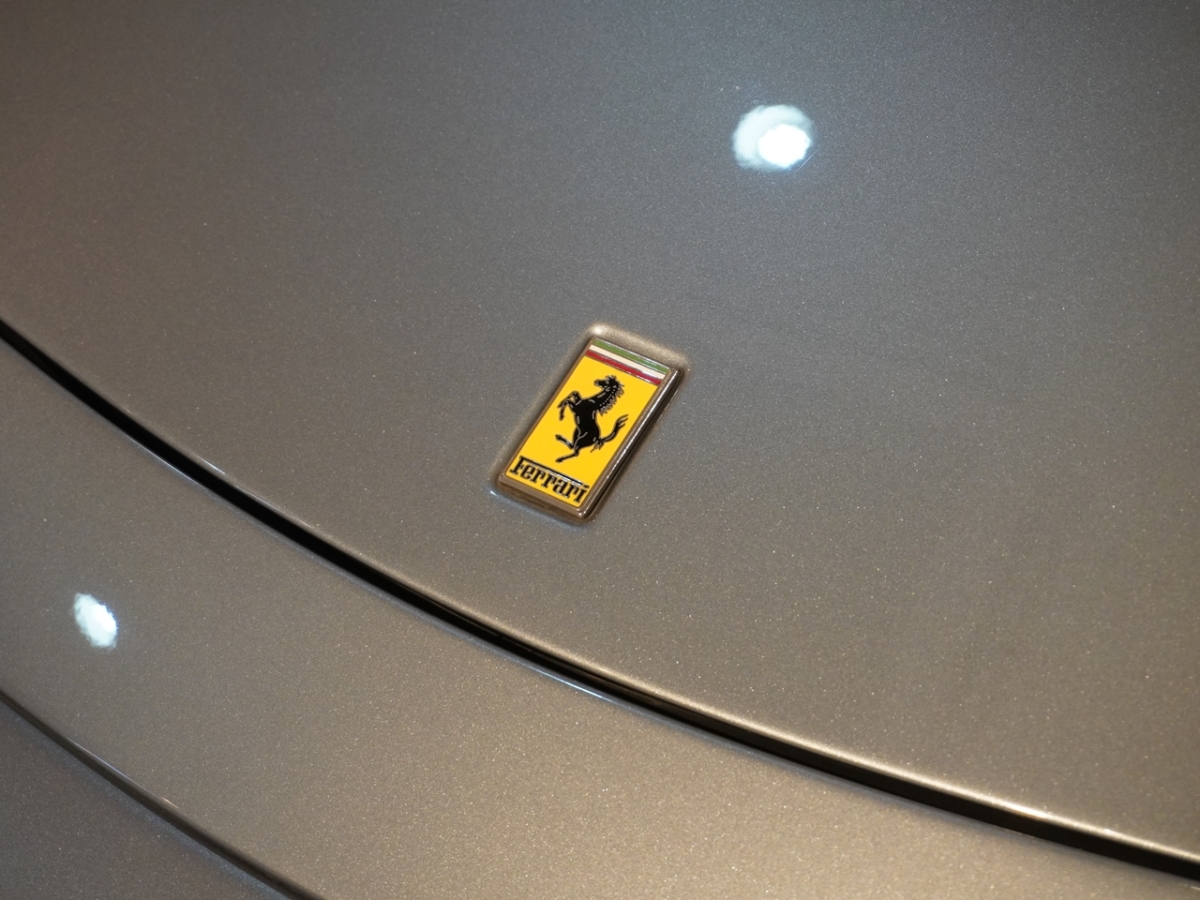 フェラーリ　F430