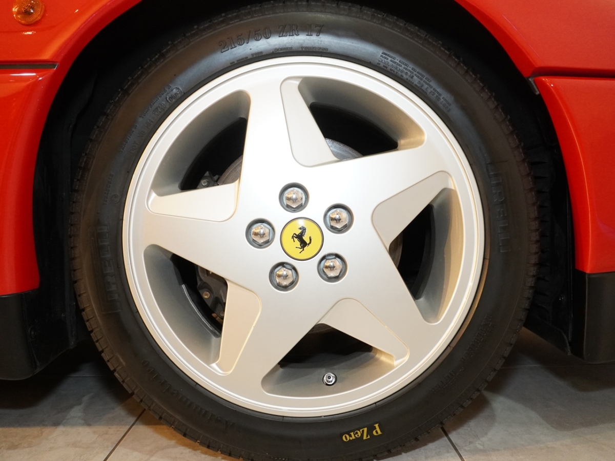 フェラーリ　348