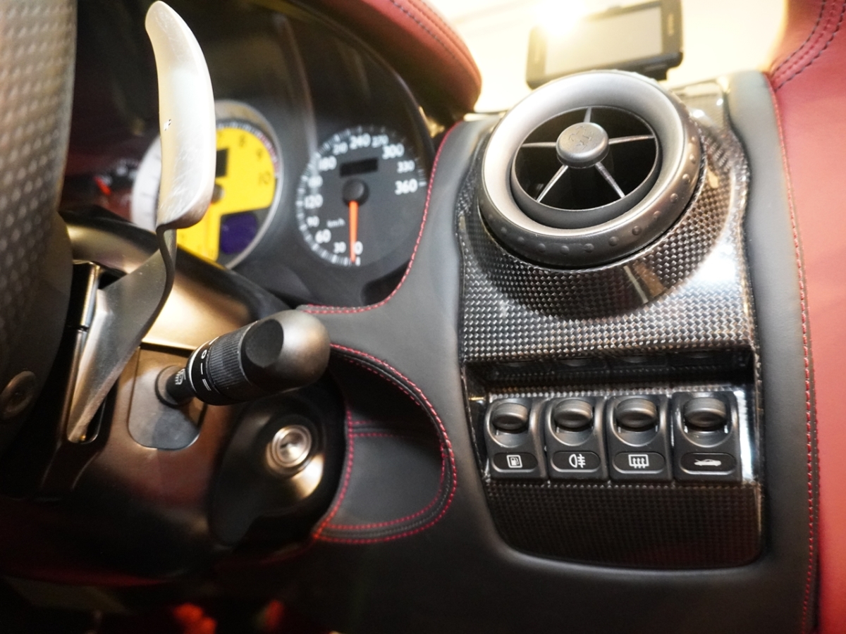 フェラーリ　F430