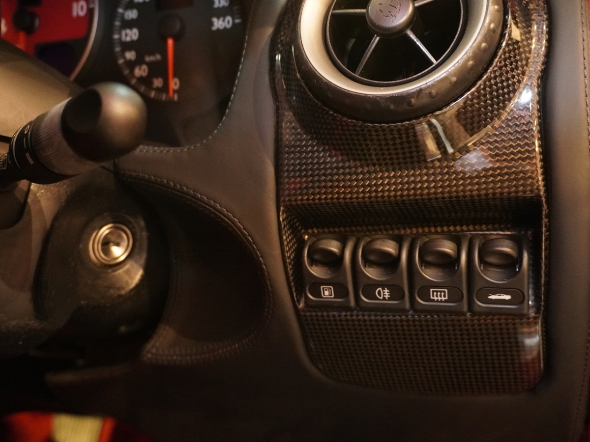 フェラーリ　F430