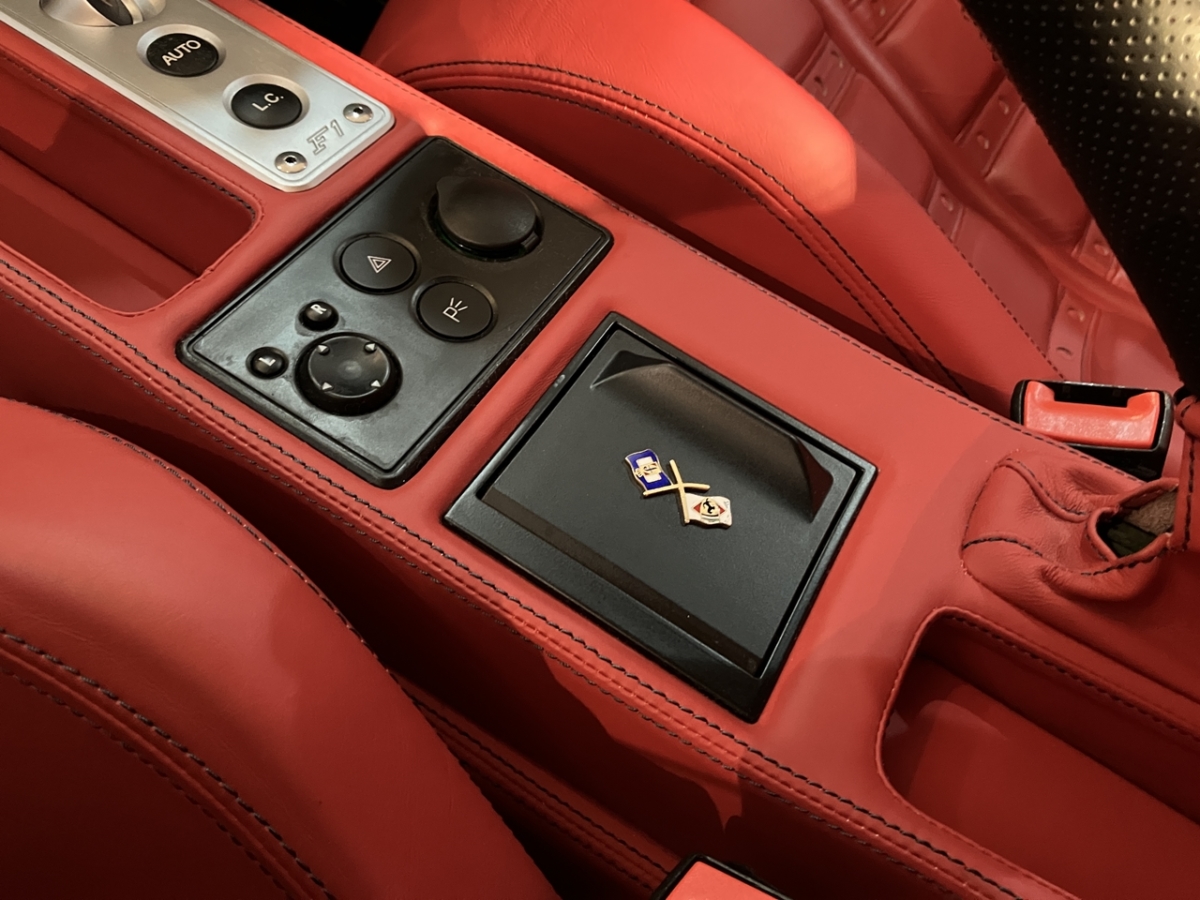 フェラーリ　F430